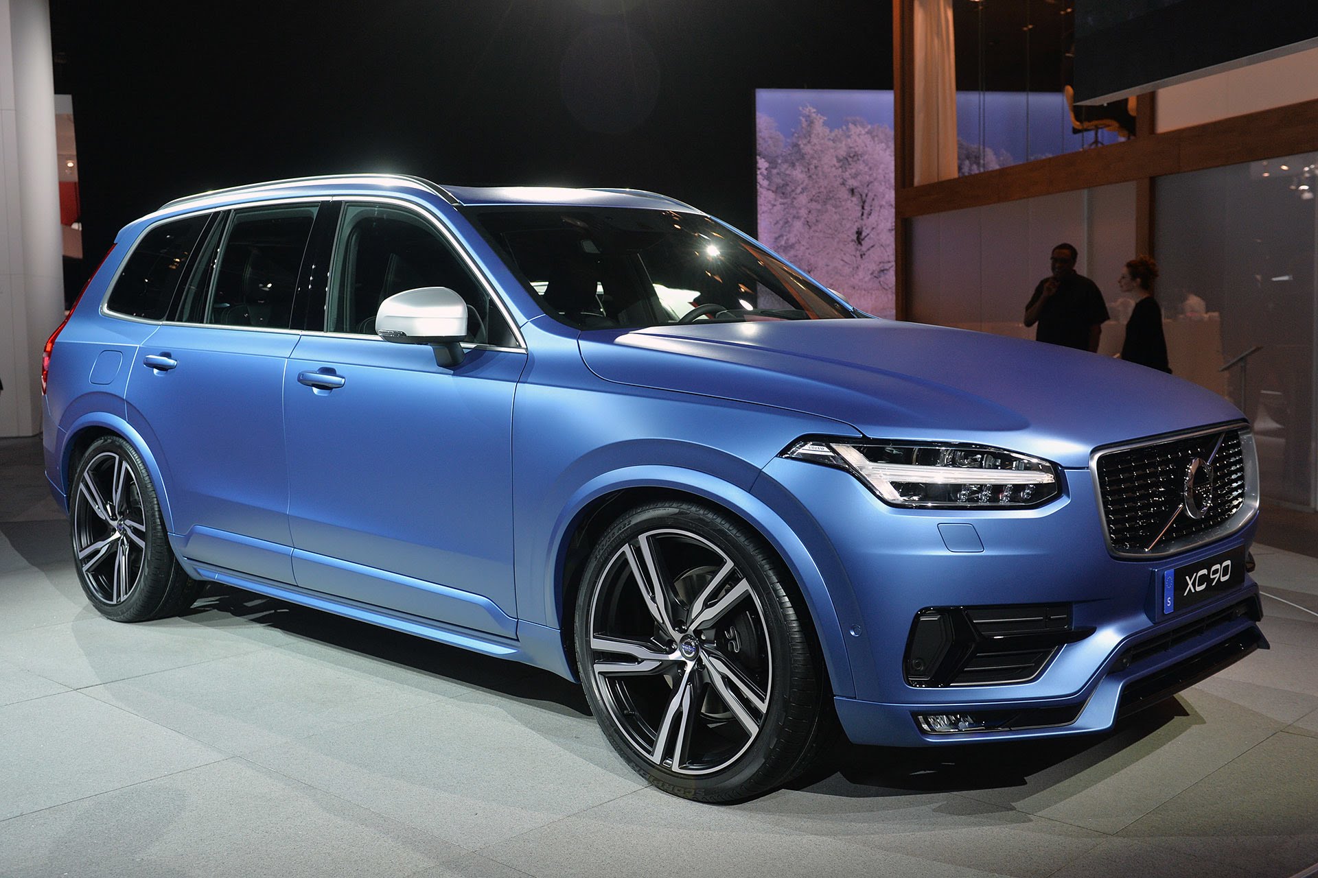 Volvo XC90 R-Design Exterior