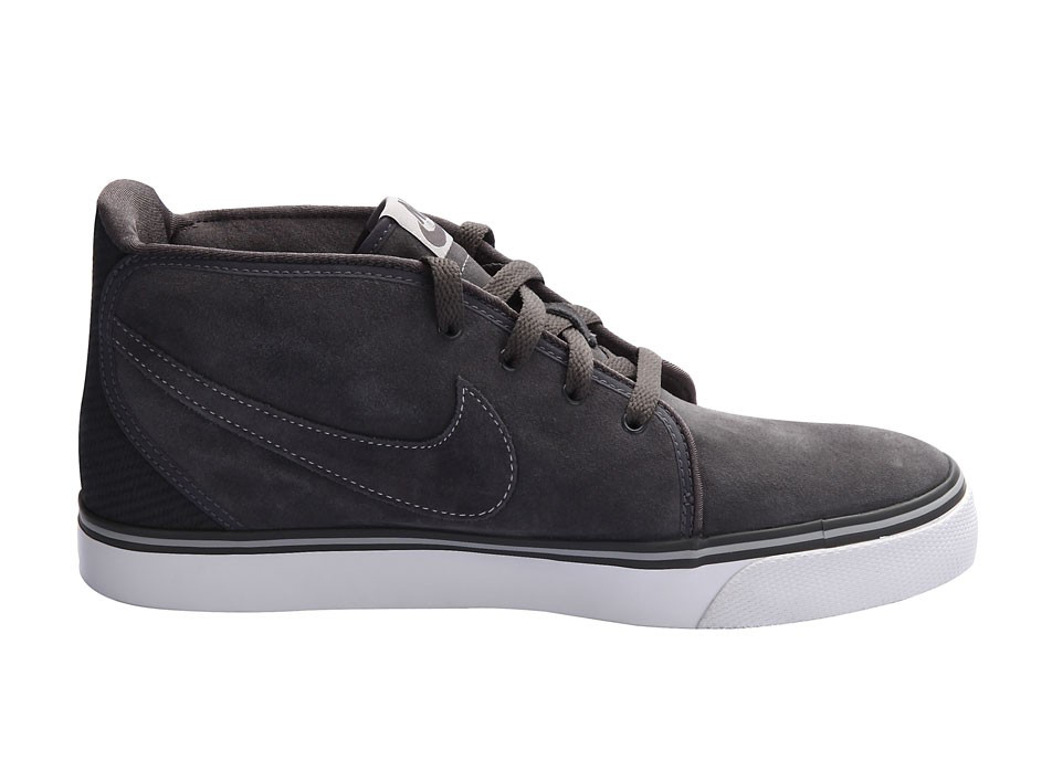Nike Men Toki 385444019 Price India, Specs and Reviews SAGMart