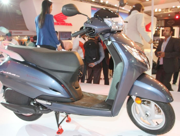 Honda Activa 125 scooter goes in an event for official launch on April 28