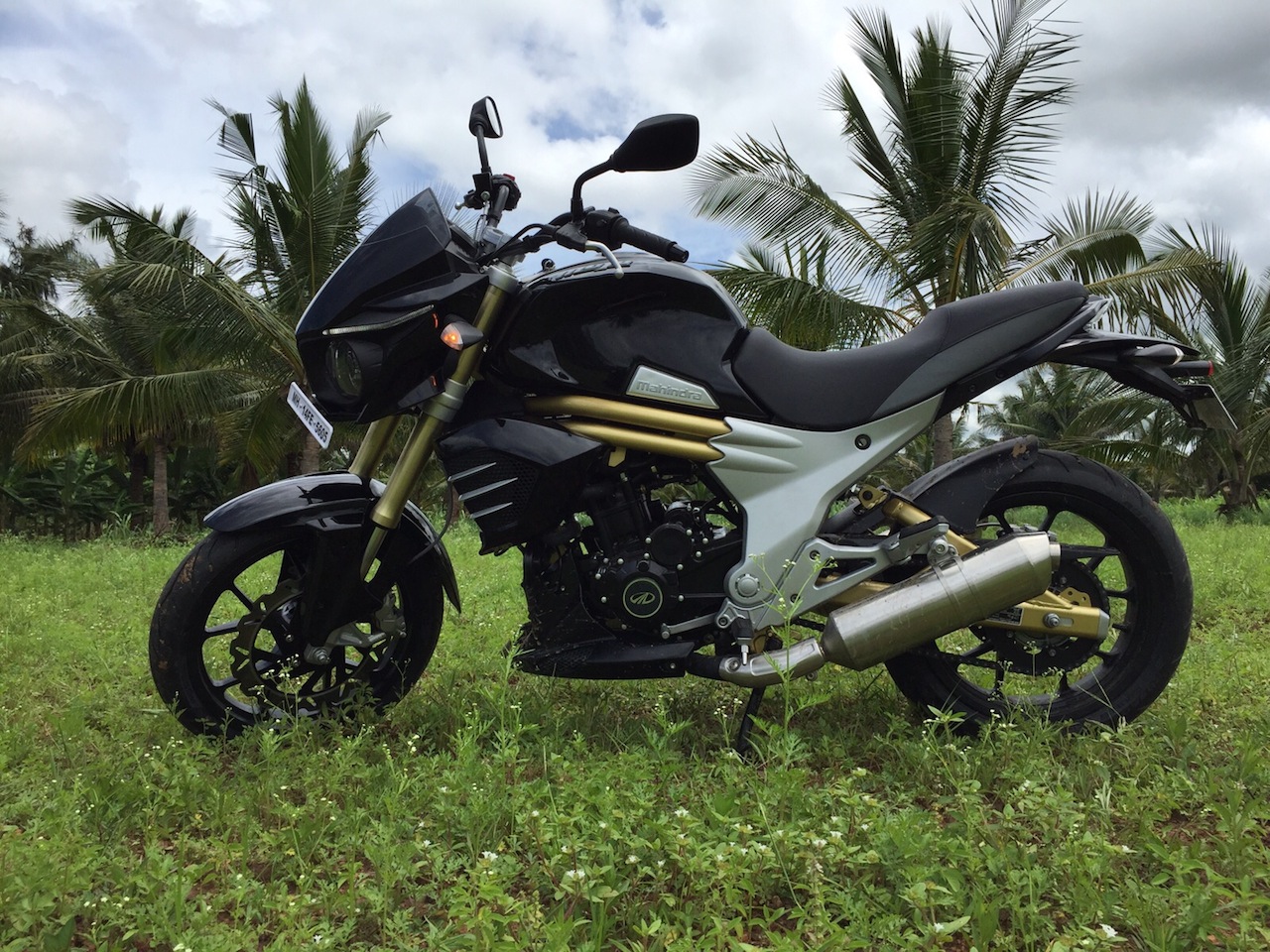 mahindra mojo 150cc