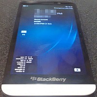 BlackBerry A10 Side pictures