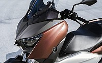Yamaha X-MAX 300 pictures