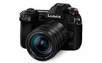 Panasonic Lumix G9 Front And Side pictures