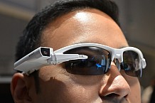 Sony Smartglass Attach Appears at CES 2015