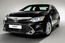 Toyota Camry Facelift to Roll Out in India on April 30