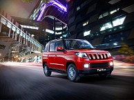 Mahindra TUV300 T10 With Top-End Features Launched in India
