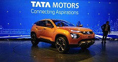Delhi Auto Expo 2018: TATA H5X - TATA Motors Big Answer to Creta and Compass