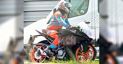 2019 KTM RC 390 Spied Testing with Duke 390 Updates