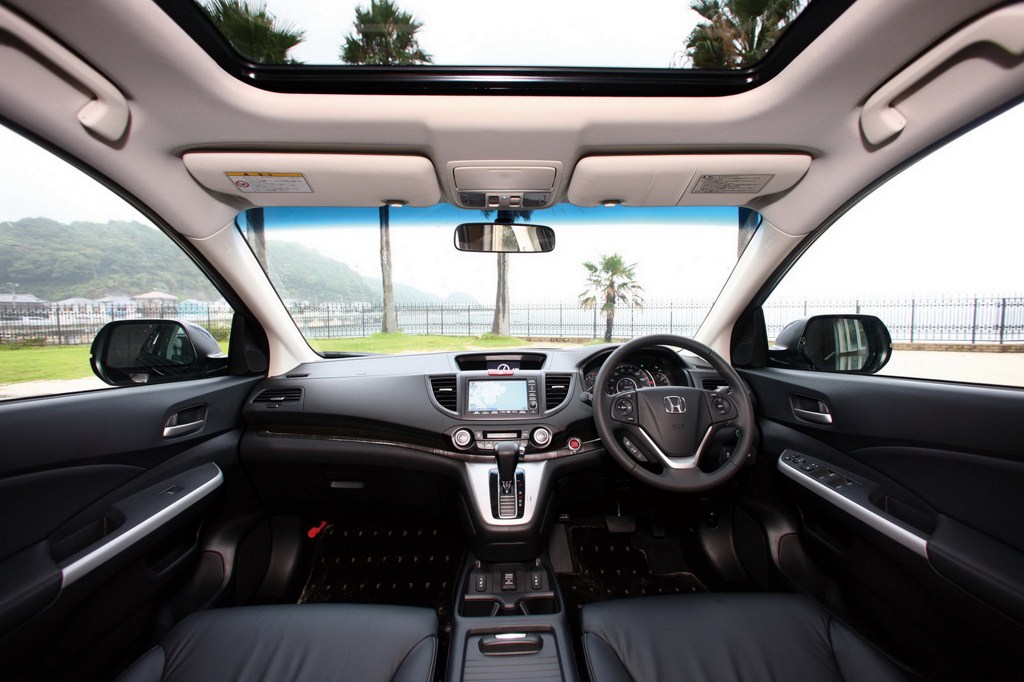 Honda CR-V Interiors