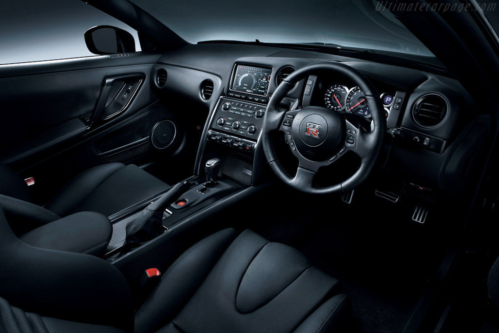2017 Nissan GT-R India Interior Profile