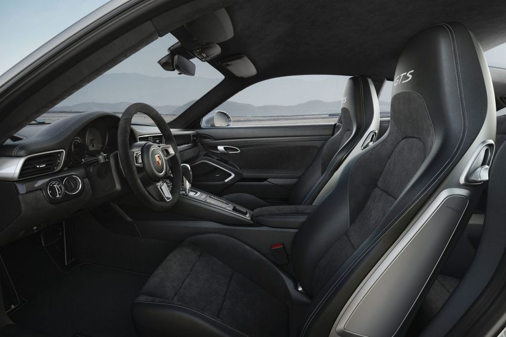 2017 Porsche 911 GTS Range Revealed interior profile
