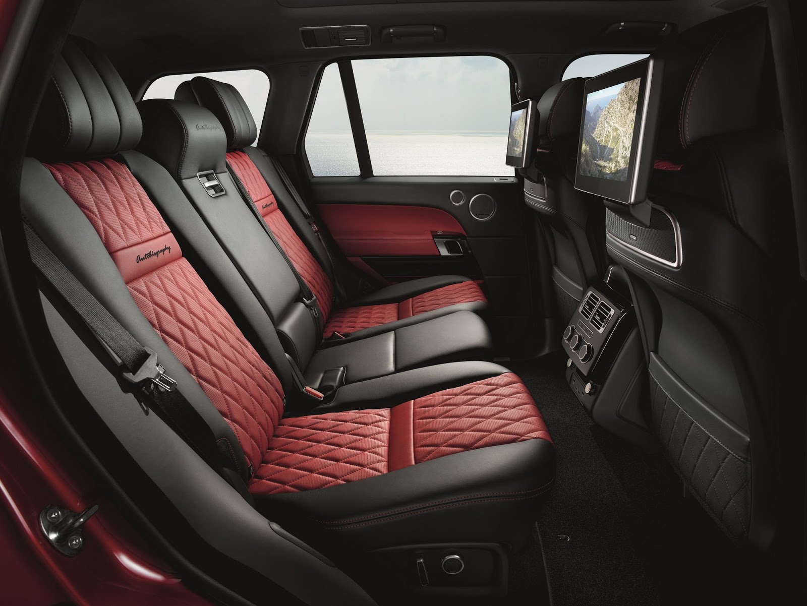 2017 Range Rover Model Interior