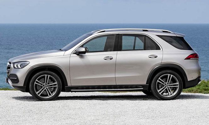 2019-Mercedes-Benz-GLE-side-view