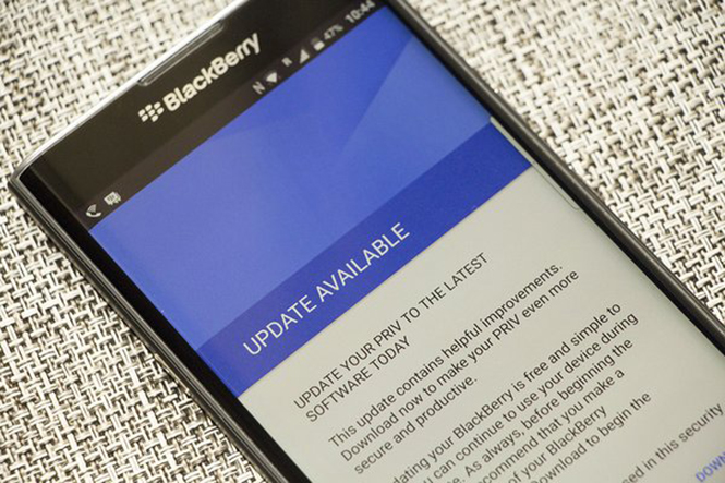 FCC and FTC seeks information on security patches released by Blackberry and others