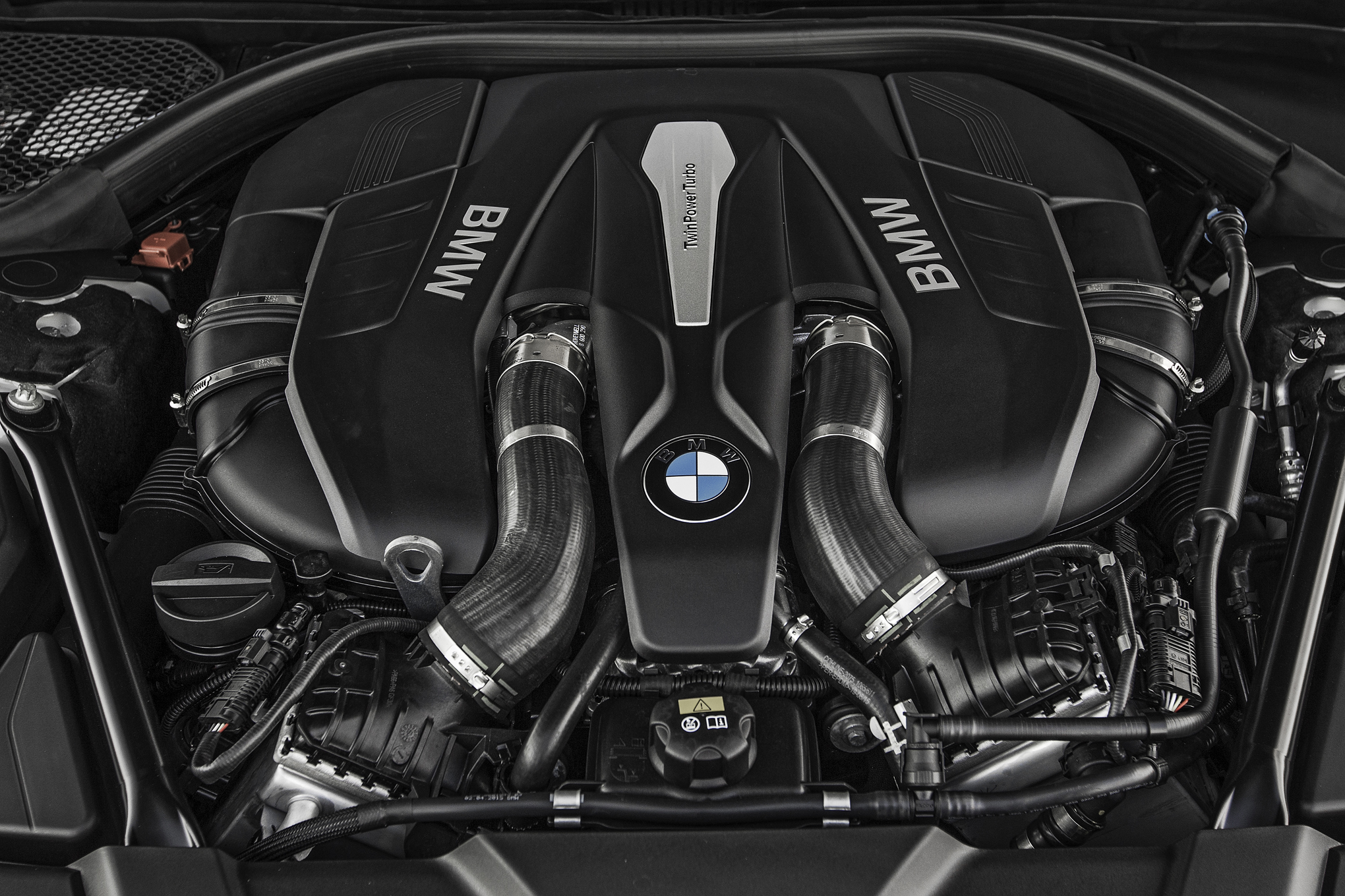 BMW 7-series 740Li DPE Signature India Engine