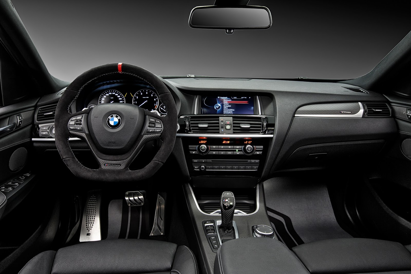 BMW X4 M Interiors