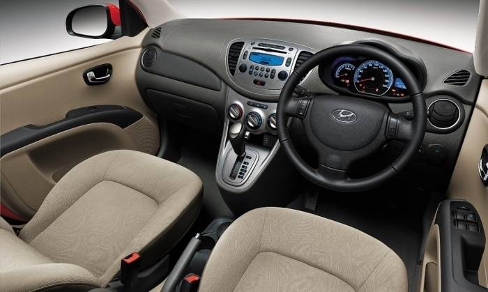 Hyundai i10 India interior profile