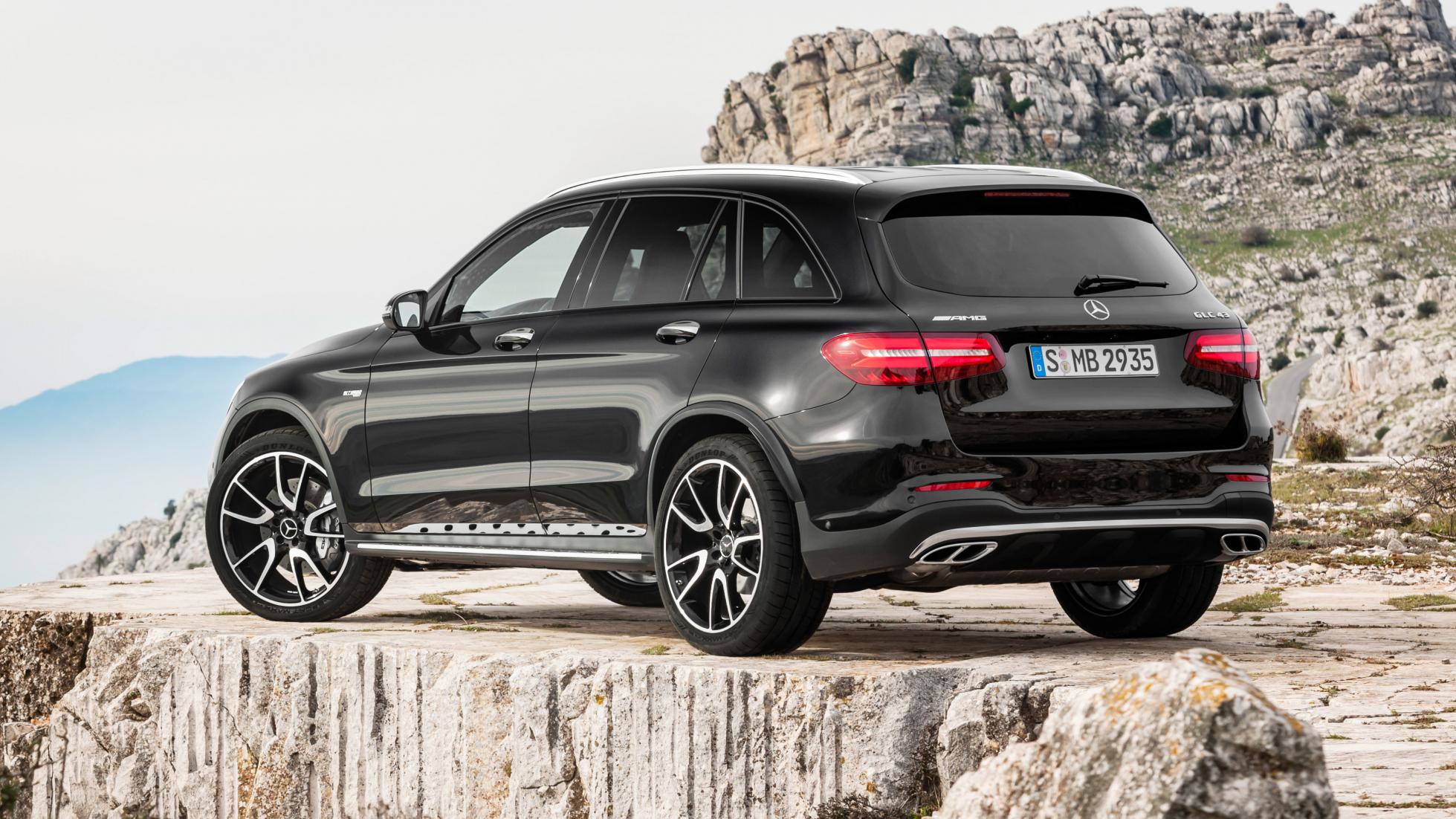 Mercedes Benz has unveiled its GLC 43 AMG ahead of New York Auto Show