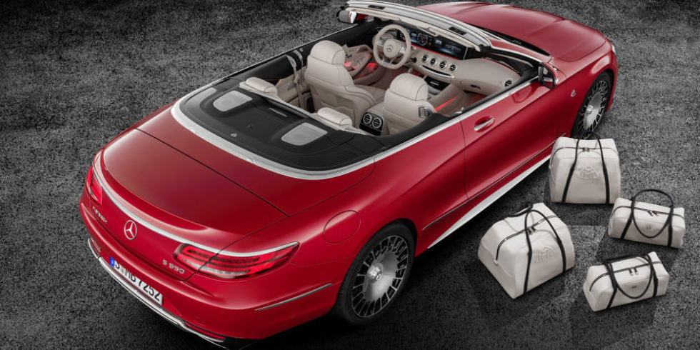 2017 Mercedes-Maybach S650 Cabriolet Top View with Four Luggage bag at LA Motor Show