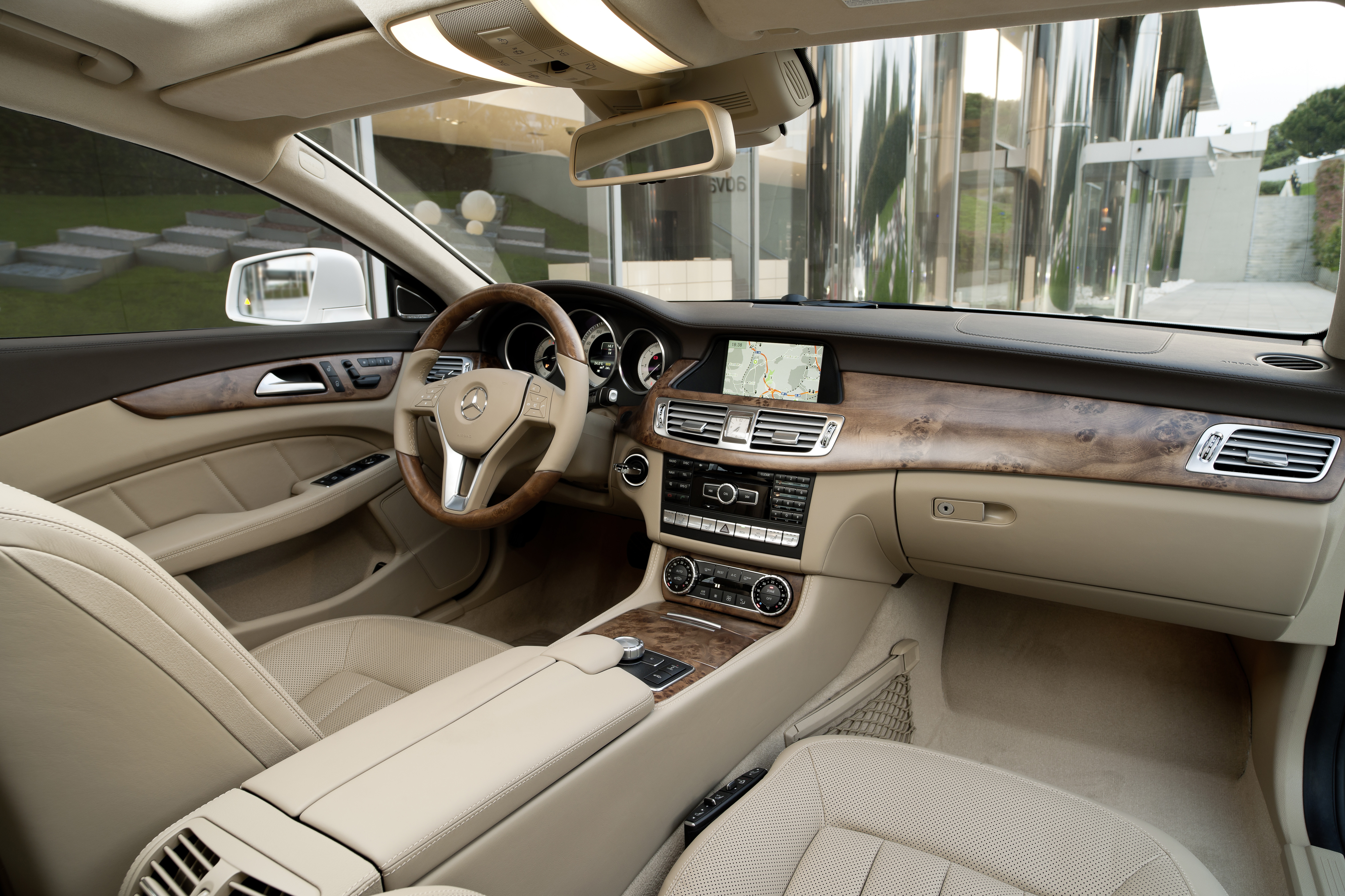 Mercedes CLS 250 CDI Interior