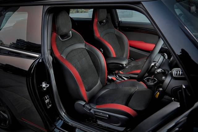 Mini Cooper S Limited Carbon Edition Interior Profile