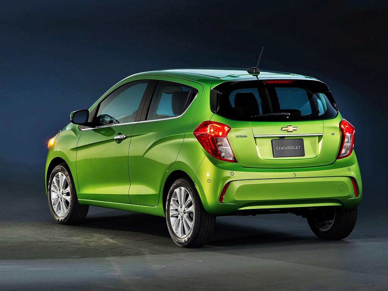 New 2017 Chevrolet Beat Side Rear Profile India Launch in July 