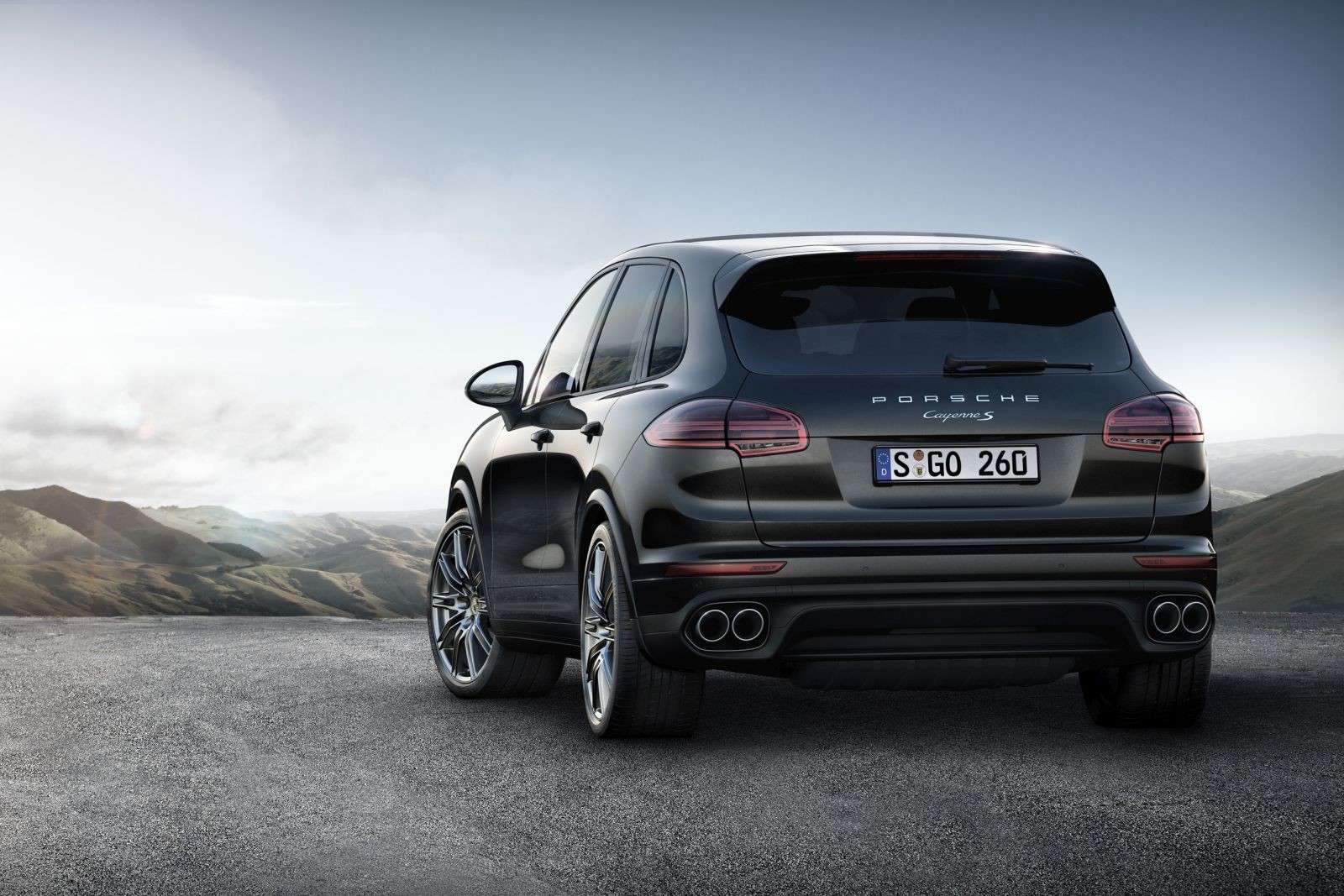 Porsche Cayenne S Platinum Edition Launched in India Rear Side Profile 