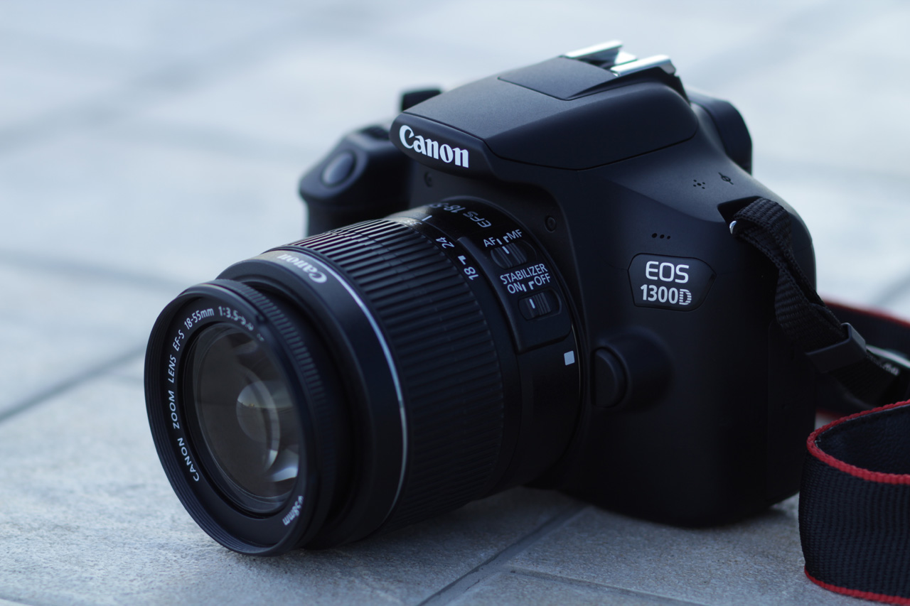 The EOS 1300D is also equipped with a 9-point Auto-focusing system