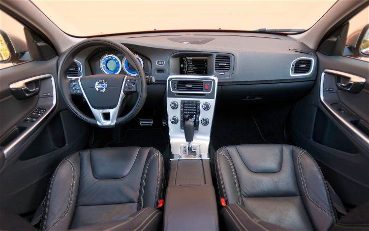 Volvo S60 T6 Interior