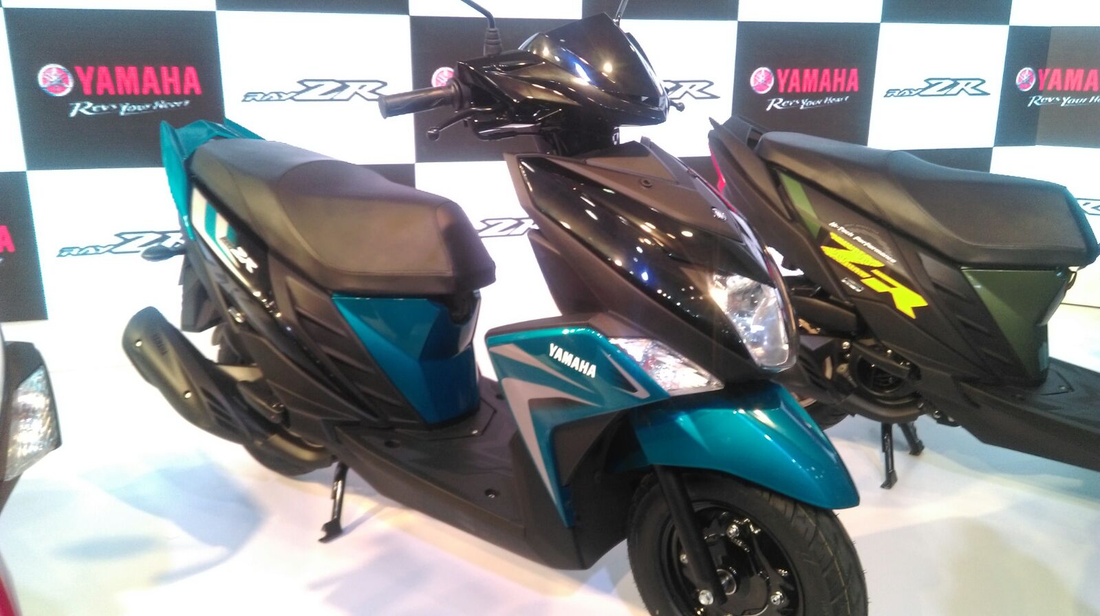 Yamaha Cygnus Ray-ZR at the Delhi Auto Expo