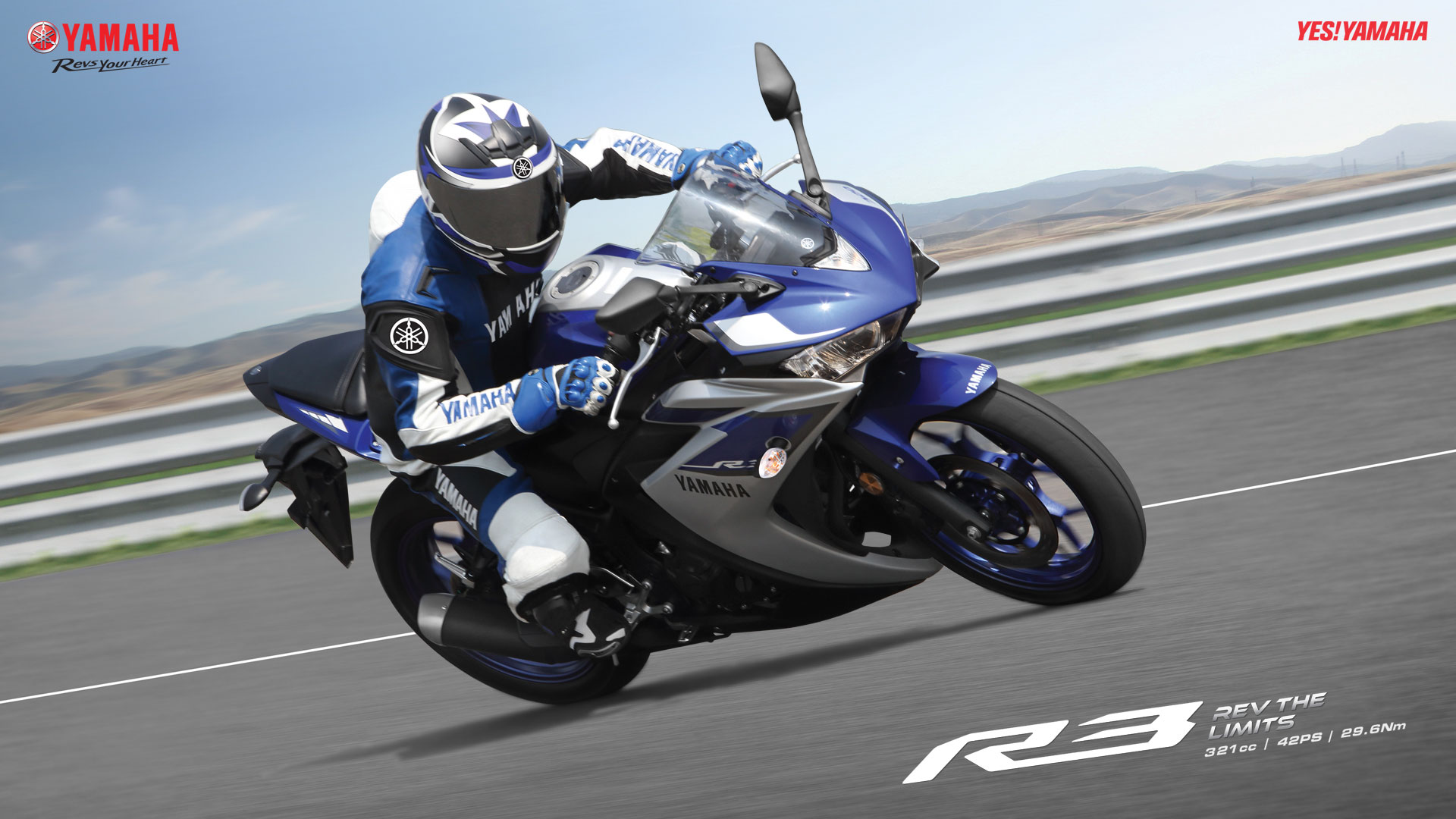 Yamaha YZF-R3 in action